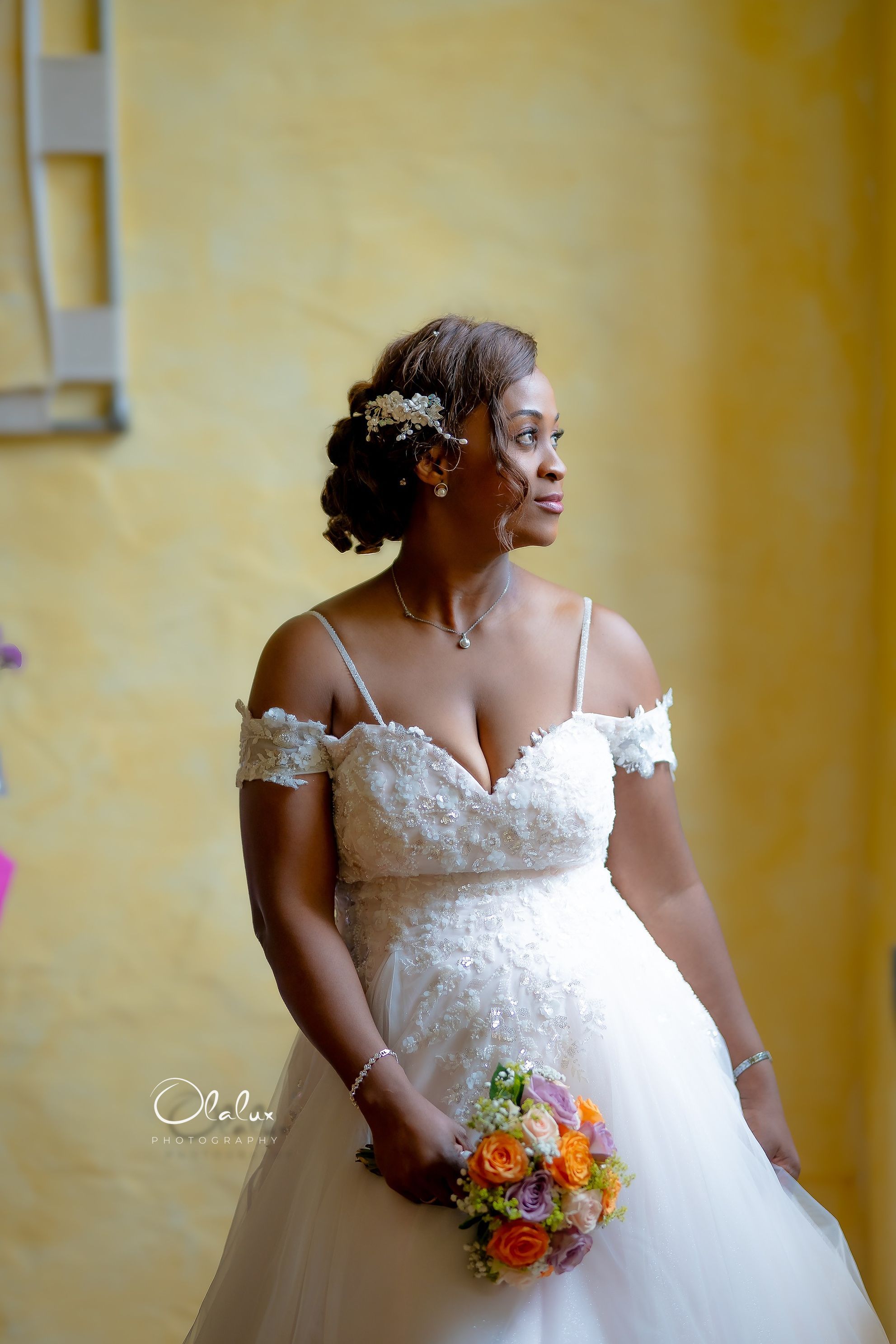 Bridal portrait in mixed light