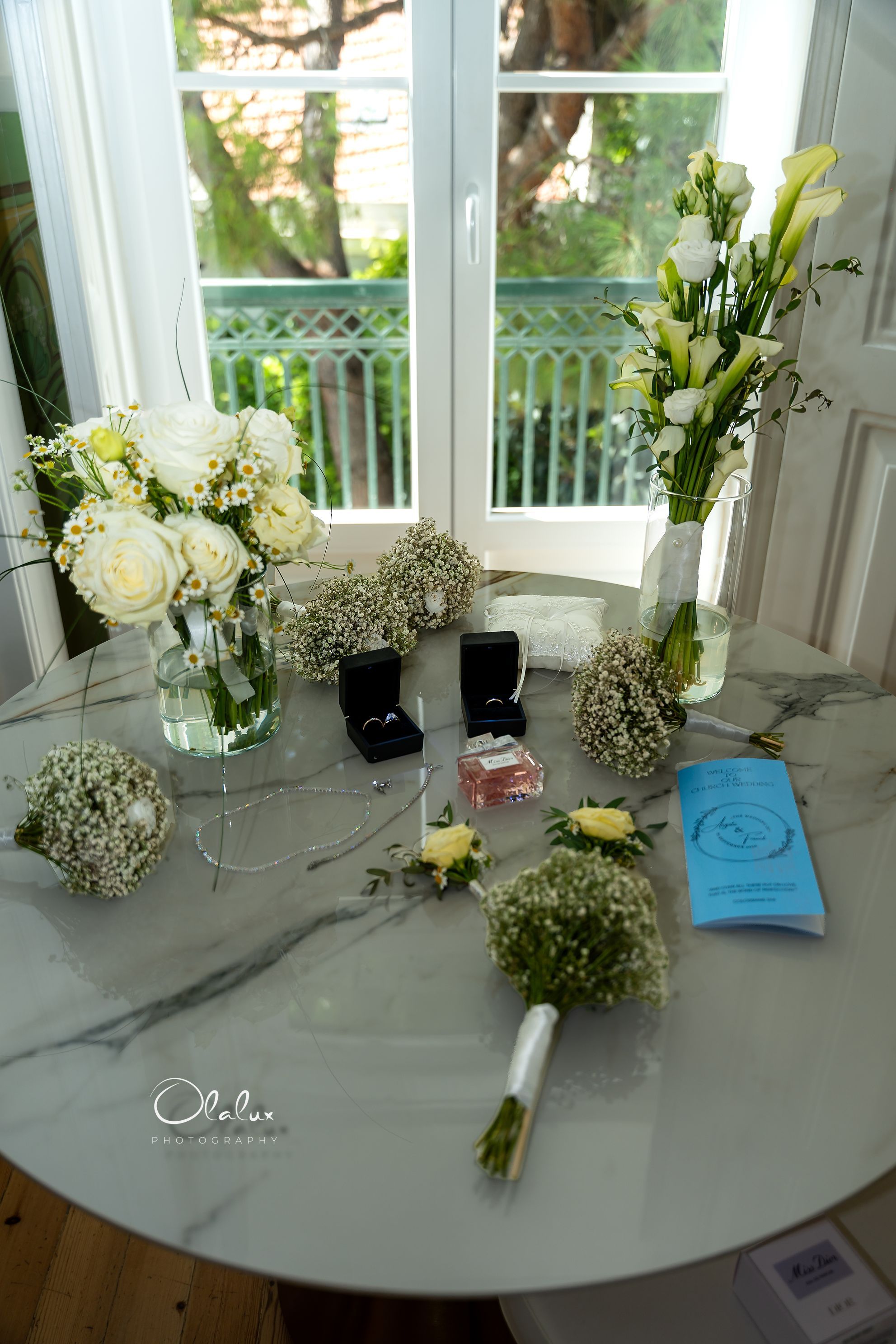 Tables, flowers and the quiet of getting ready